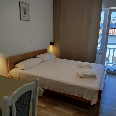 Apart-pansion Gostinjska kuća Promajna